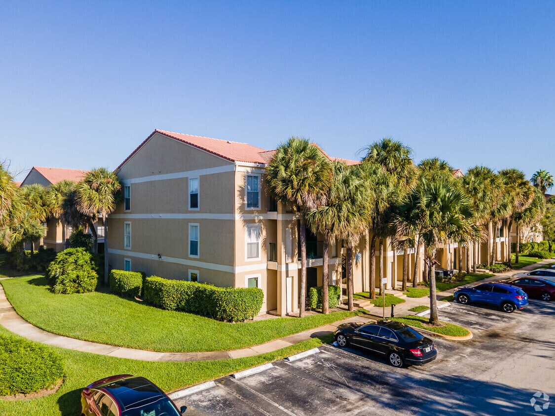Foto principal - Savannah at Riverside Condo