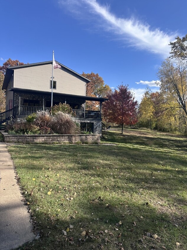 Foto principal - W4738 Angel Ln