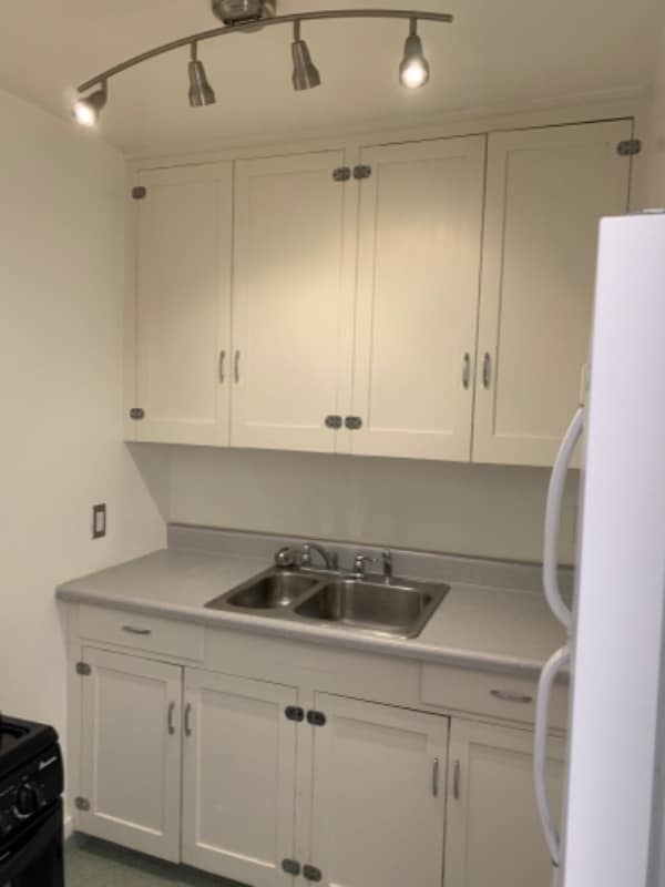 Building Photo - 111 Broadway Ave