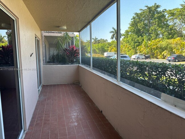 Foto del edificio - 4760 NW 102nd Ave
