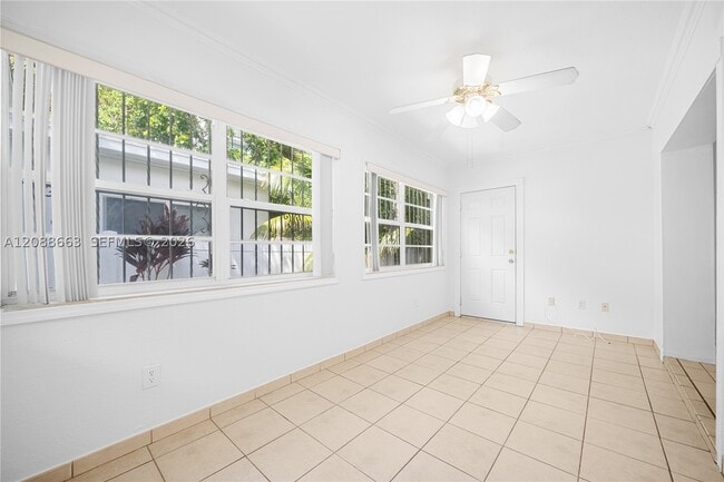 Building Photo - 3675 SW 23rd St