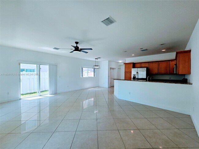 Foto del edificio - 3466 NW 17th Terrace