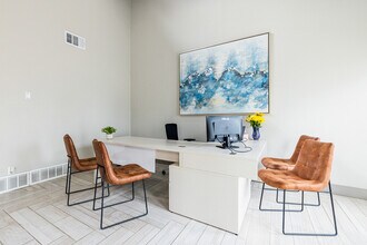 Building Photo - The Kimberly