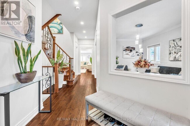 Building Photo - 30 Painted Rock Ave