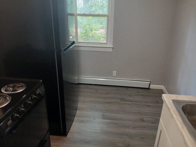 Foto del edificio - 725 E Monroe St