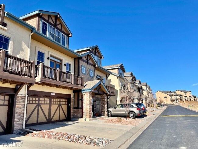 Foto del edificio - 5860 Canyon Reserve Heights