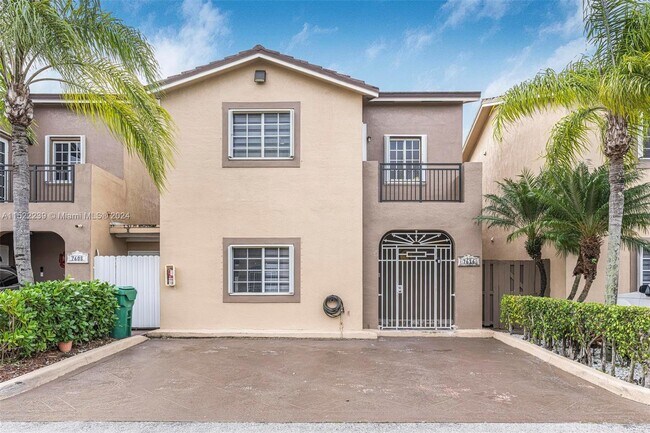Foto del edificio - 7616 NW 182nd Terrace