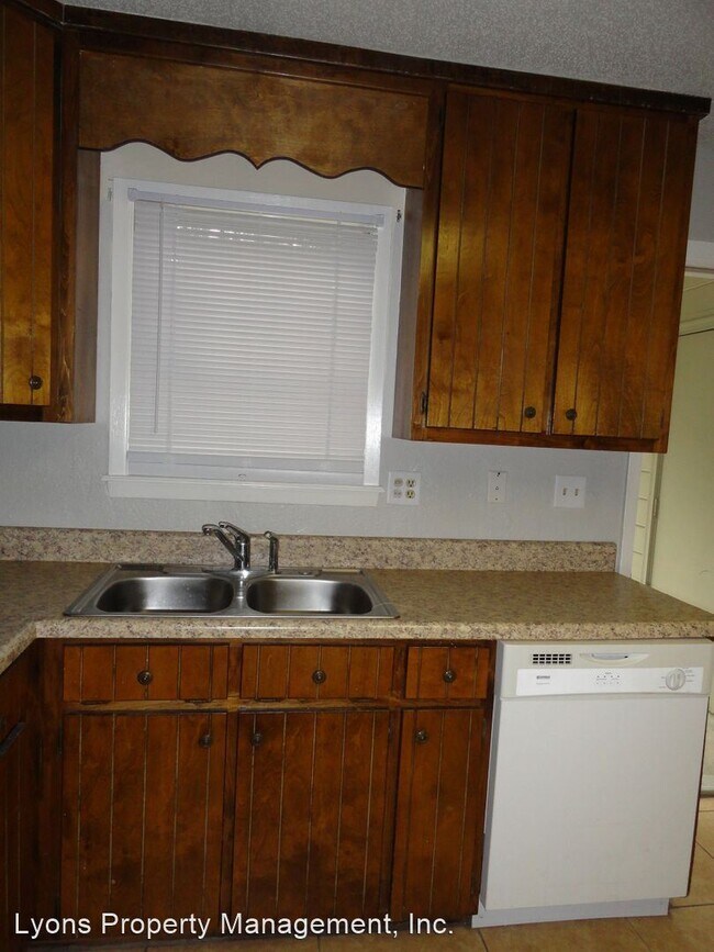 Building Photo - 2 br, 1.5 bath House - 1714 TONI TER