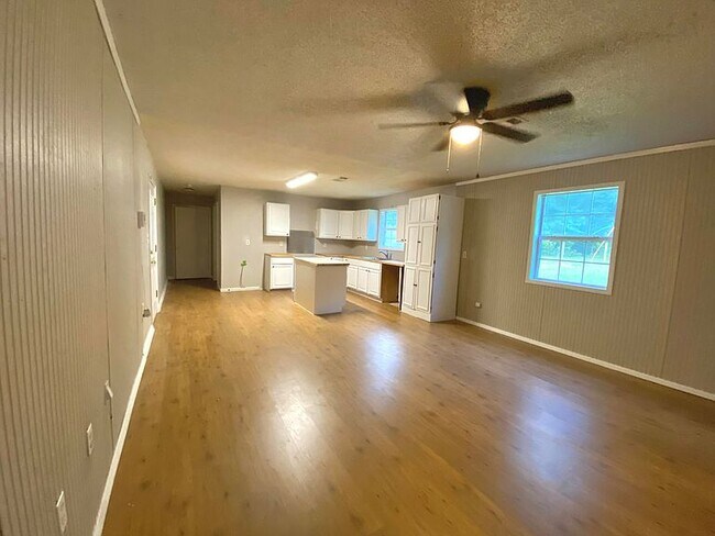 Foto del edificio - 142 App Slade Rd