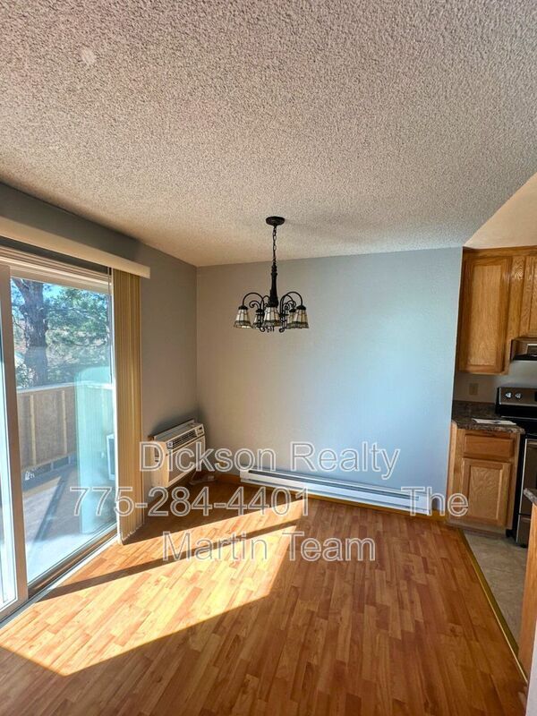 Foto del edificio - 3919 Clear Acre Ln