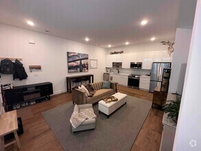 Building Photo - 979 Montague Pl