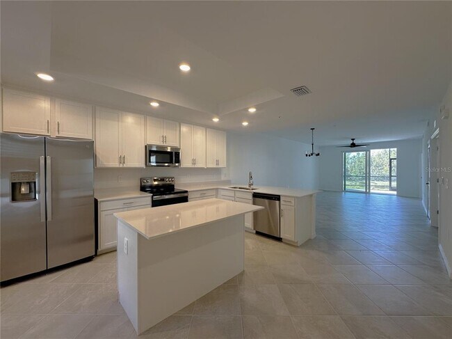 Foto del edificio - 14231 Heritage Landing Blvd