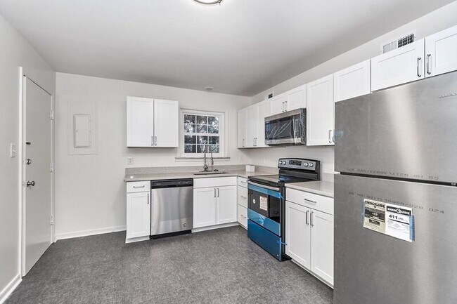 Building Photo - 4513 Forest Hill Avenue