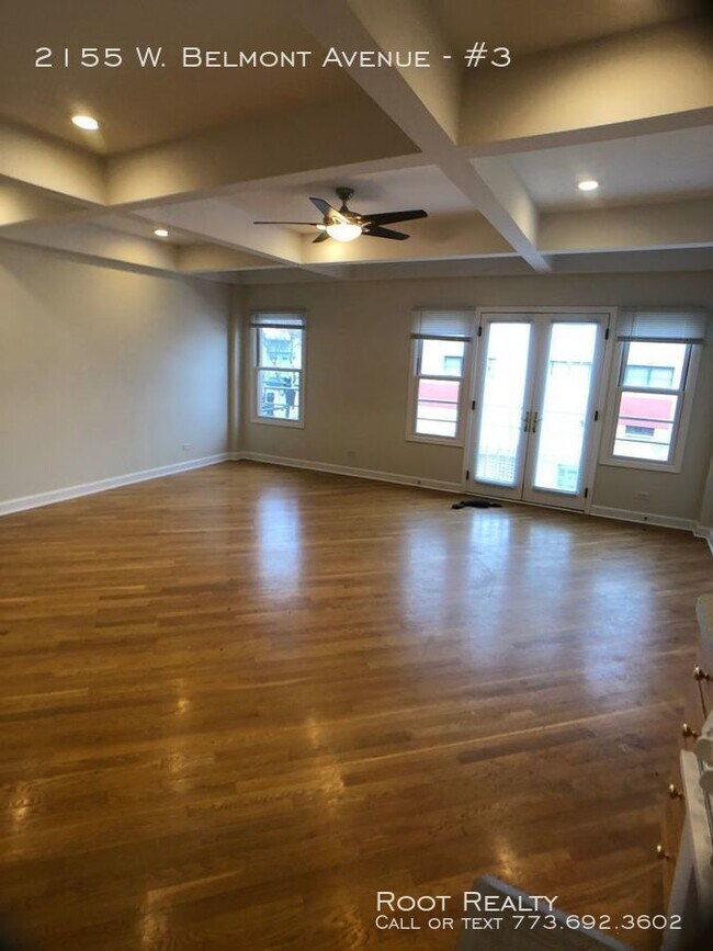 Building Photo - 2155 W Belmont Ave