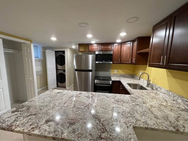 Photo - 1624 Fort Davis St SE Townhome