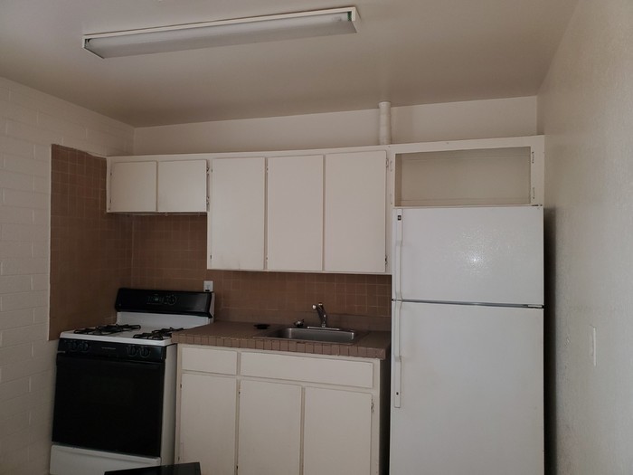 Primary Photo - Cozy 2 bedroom 1 bath Apartment- single level