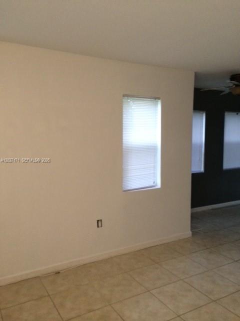 Building Photo - 1702 N 28th Ave