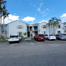Building Photo - 1051 Jefferson Dr