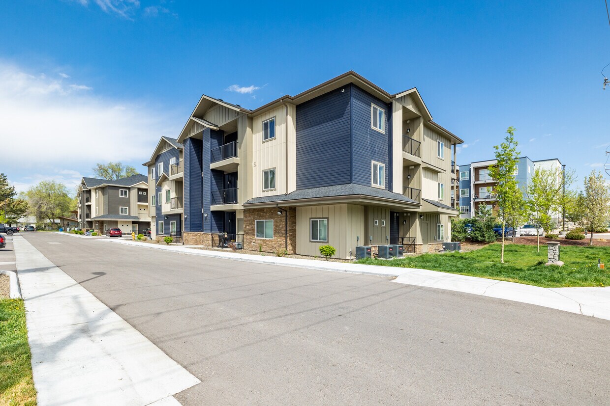 Colorado Commons 1017 S Elder St Nampa, ID Apartments for Rent in