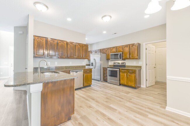 Building Photo - 6607 Reedy Creek Rd