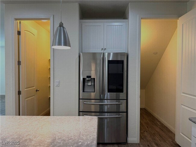 Building Photo - 340 Mezzaforte St