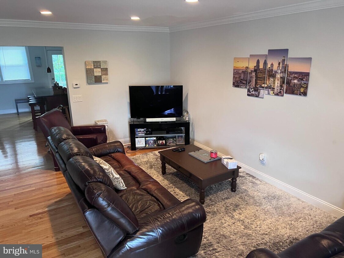 4029 Manayunk Ave, Philadelphia, PA 19128 Townhome Rentals in