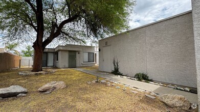 Building Photo - 4419 E Caladium Pl