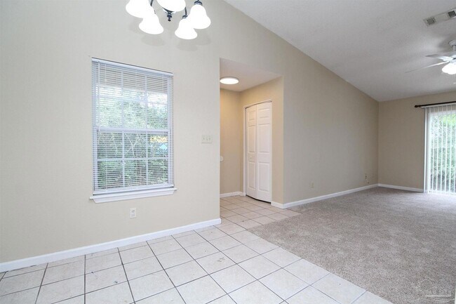 Foto del edificio - 601 N 61st Ave