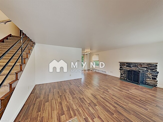 Building Photo - 3 br, 1.5 bath House - 14018 Greenwood Ave N