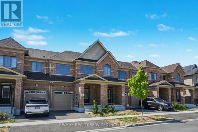 Building Photo - 49 Bayardo Dr