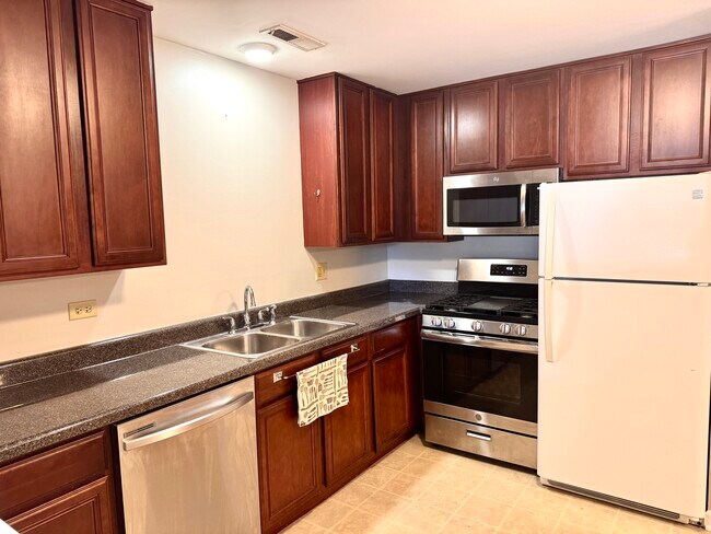 Foto del edificio - 2264 Abbeywood Dr