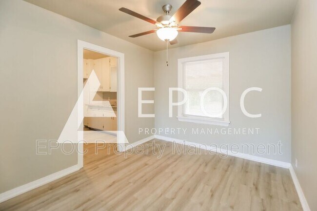 Foto del edificio - 717 E Eubanks St