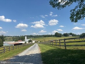 Building Photo - 6110 Holter Rd