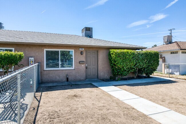 Foto del edificio - 3494-3496 E. Terrace Ave. - 3494-Unit 1