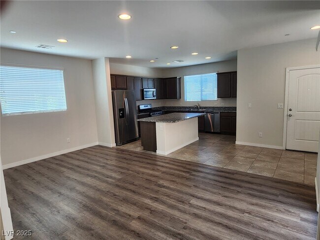 Foto del edificio - 3029 Young Bouvier Ave