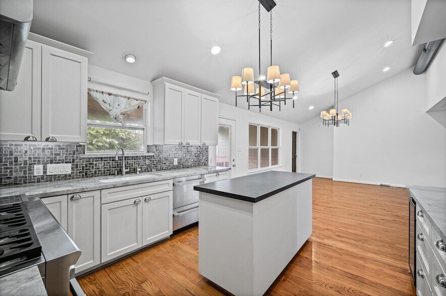 Photo - 1526 Adkins Road Unit