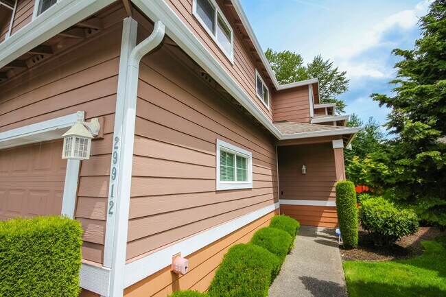 Foto del edificio - Lovely 3 Bedroom Auburn Condo