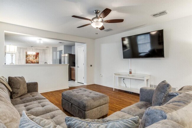 Foto del edificio - 3616 Sand Dunes Ave