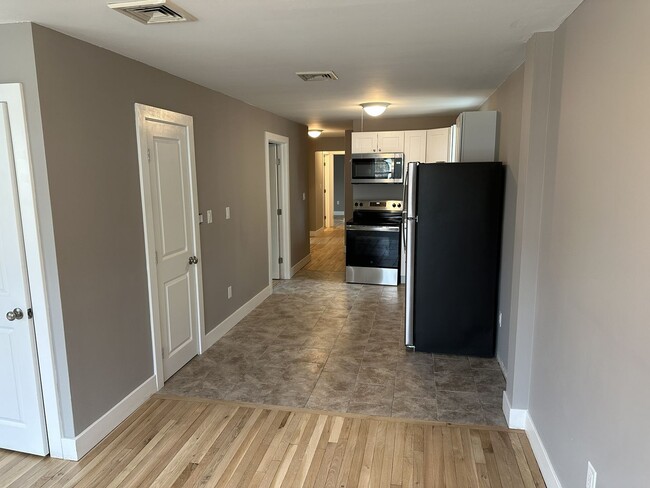 Photo - 234 Oak St Apartment