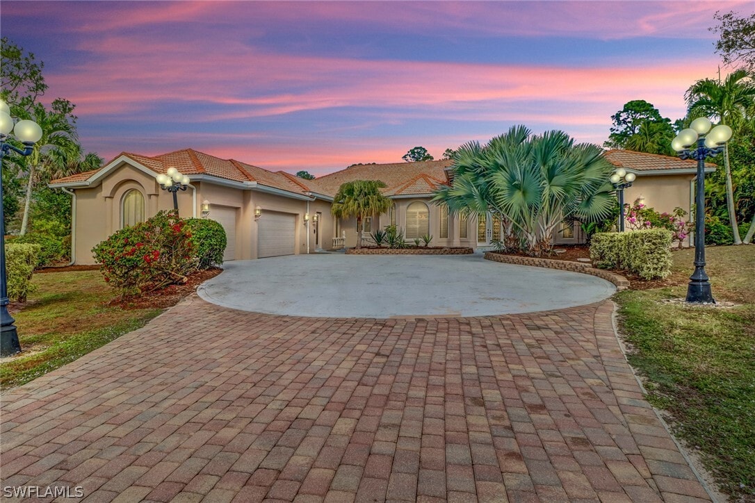 6481 Livingston Woods Ln, Naples, FL 34109 House Rental in Naples, FL