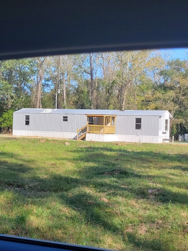 Building Photo - 79 CR 2202