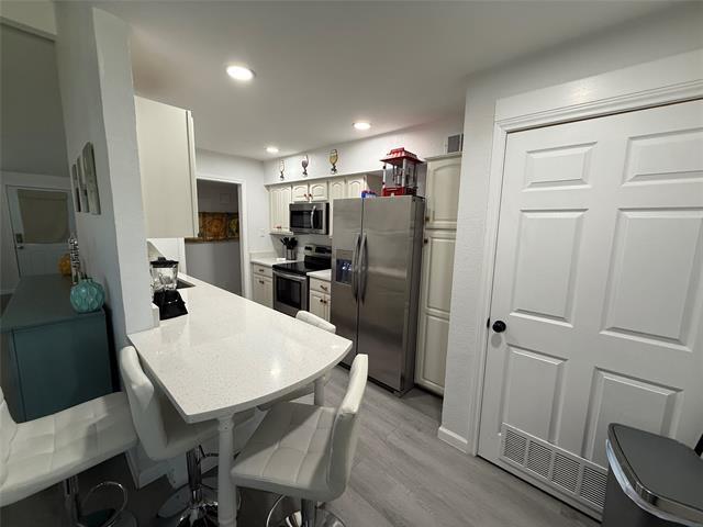 Foto del edificio - 816 Loganwood Ave