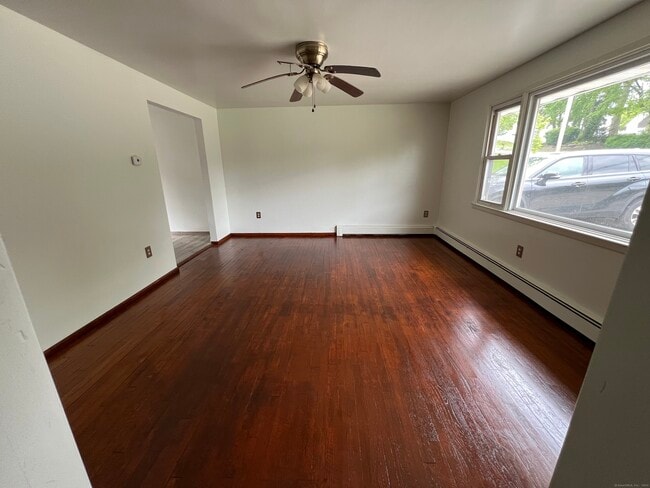 Building Photo - 505 Church St