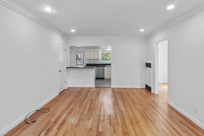 Foto del edificio - 14619 Moorpark St