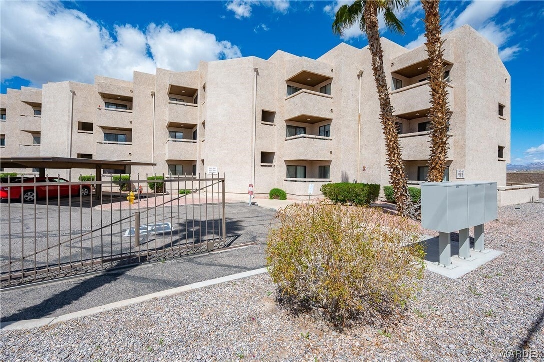 1611 AZ95 Unit B210, Bullhead City, AZ 86442 Condo for Rent in