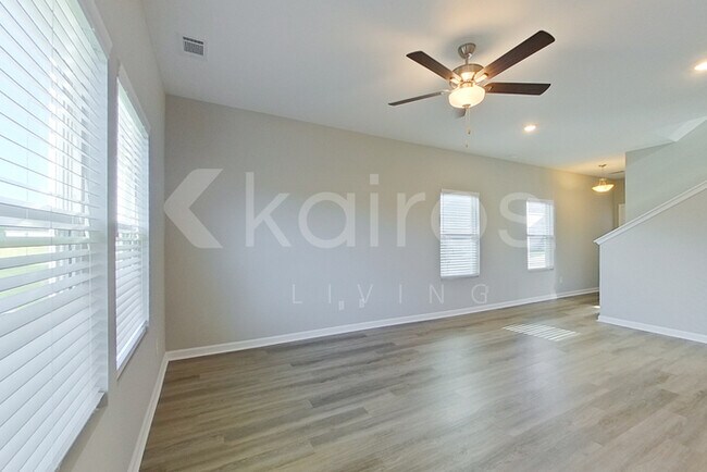 Foto del edificio - 928 Silent Barge Cv