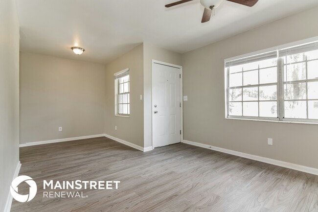 Building Photo - 4208 King Alfred Dr