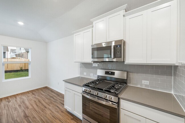 Building Photo - 1709 Catahoula Dr