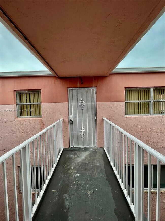 Foto del edificio - 19729 SW 114th Ave