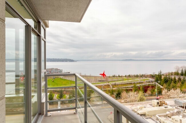 Foto del edificio - 2929 1st Ave